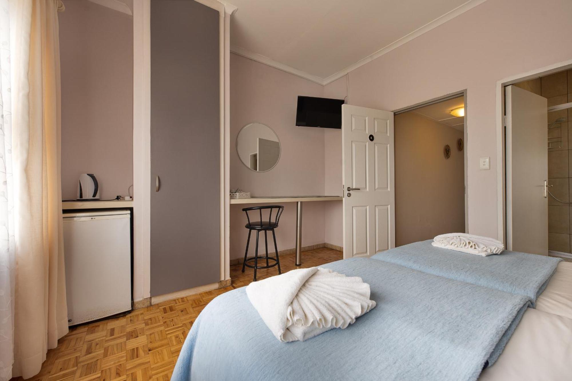 Guesthouse Fischreiher B&B 스바코프문트 외부 사진