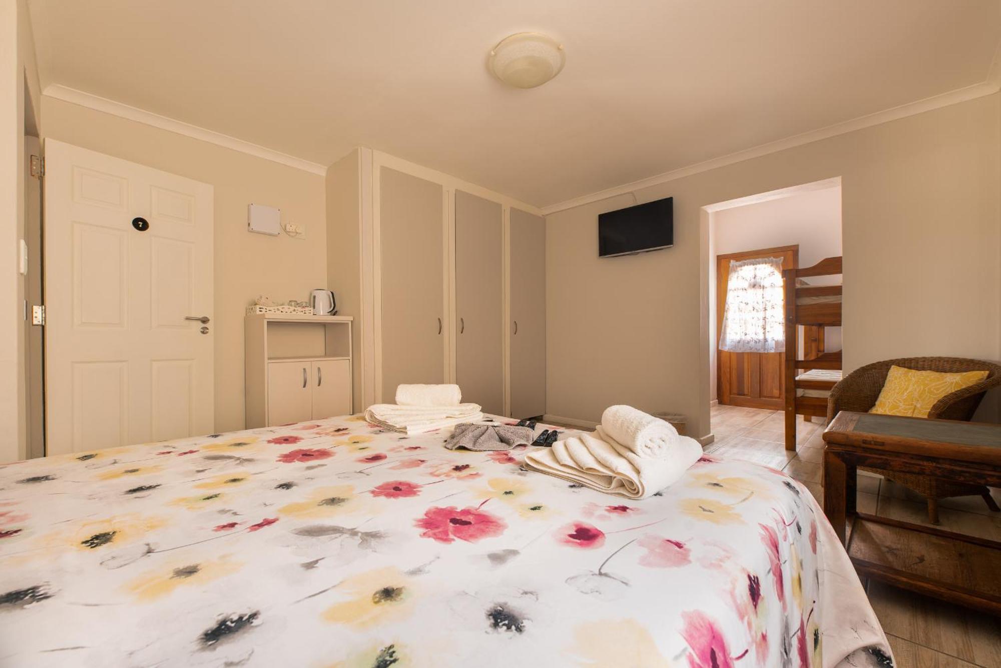 Guesthouse Fischreiher B&B 스바코프문트 외부 사진